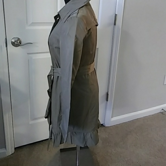 Women's Guess Jacket - Picture 3 of 8